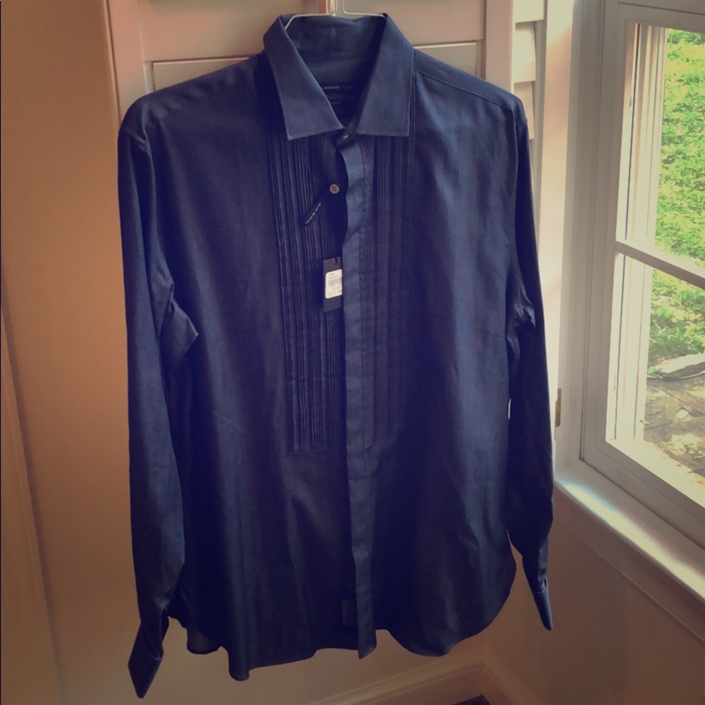 LAST CALL - Blue jean dress shirt